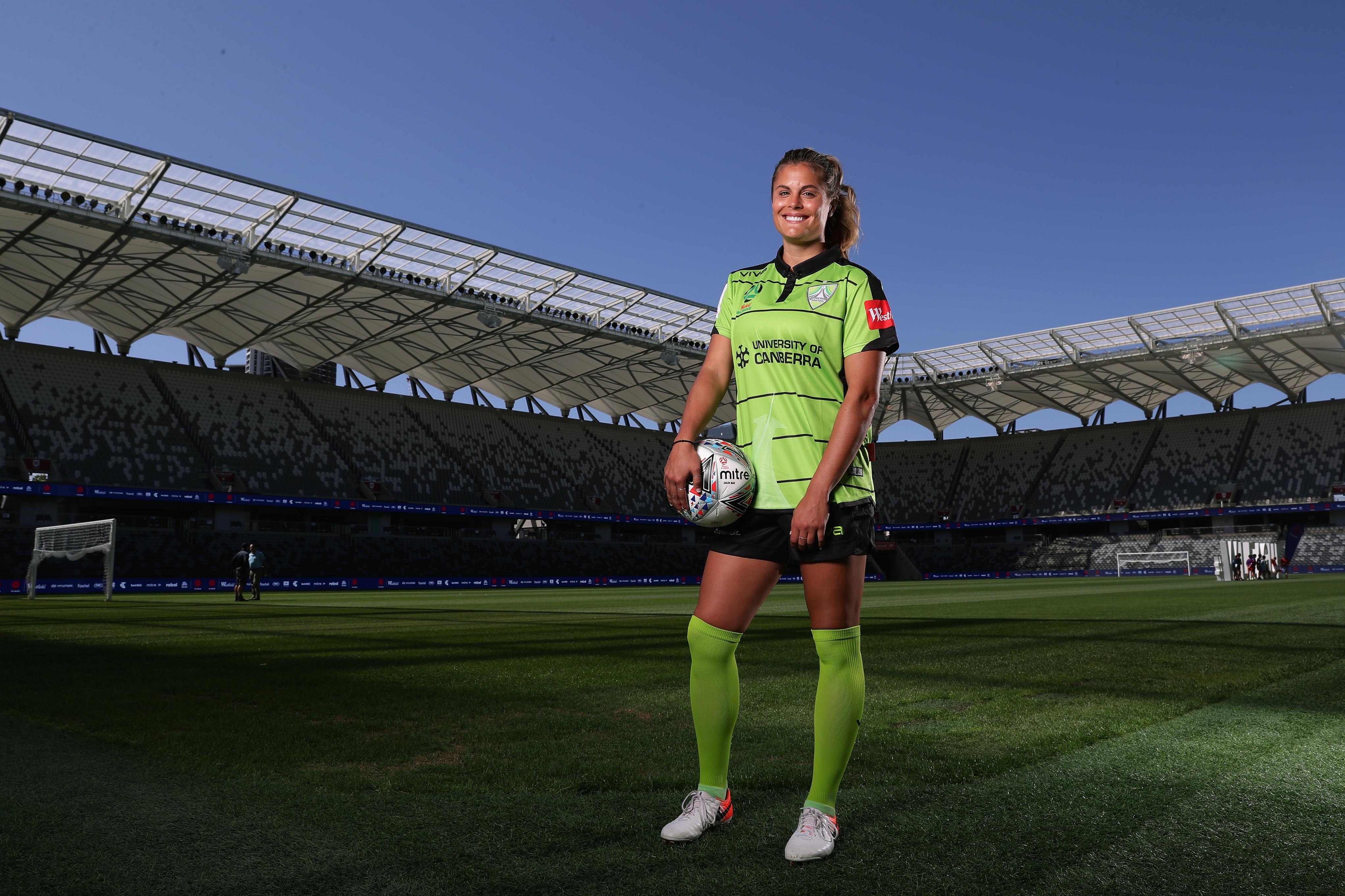 Canberra United star Katie Stengel 