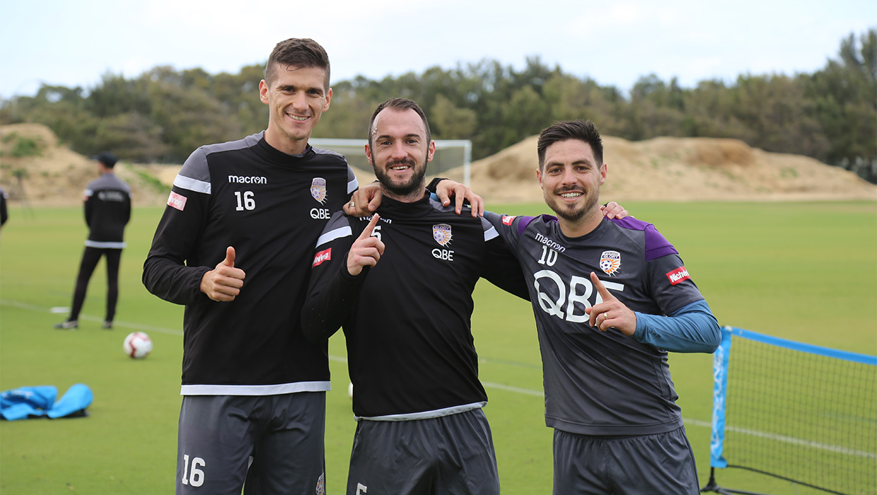 Tomi Mrcela, Ivan Franjic and Bruno Fornaroli training