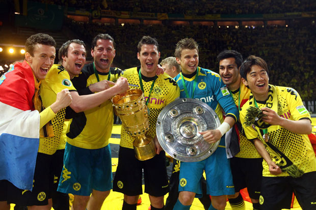 Langerak signs new Dortmund deal