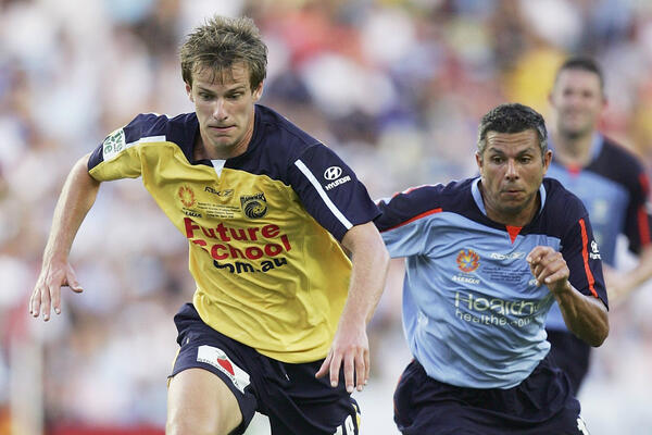 Alex Wilkinson and Steve Corica in the 2006 Hyundai A-League Grand Final