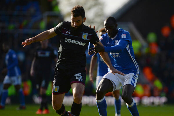 Jedinak impresses in injury return for Aston Villa