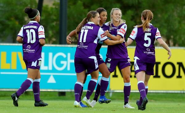 Late Kerr penalty sends Perth to top of Westfield W-League