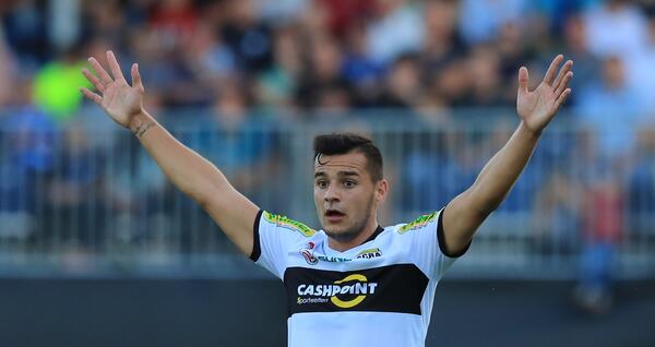 Dobras has signed for Melbourne Victory