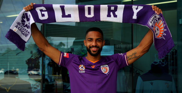 Perth have signed Swiss defender Gregory Wüthrich 