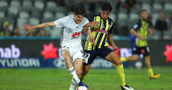 Lewis Miller has signed a scholarship contract with the Central Coast Mariners