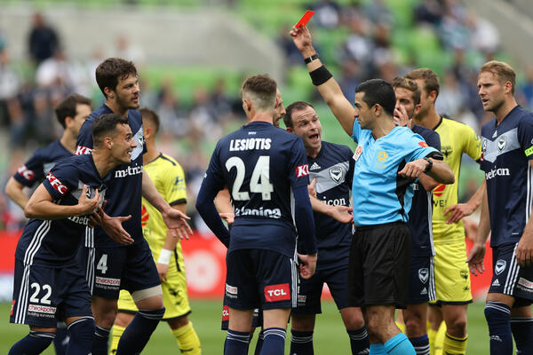 Dobras red card v Wellington