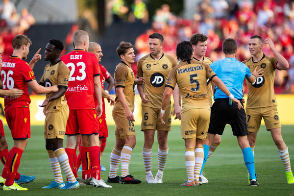 Wanderers v Adelaide