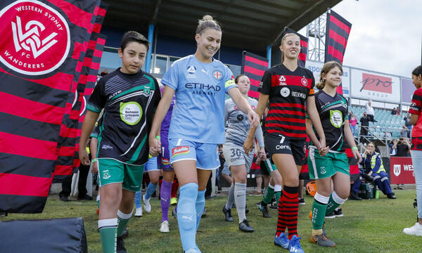 Steph Catley Amy Harrison