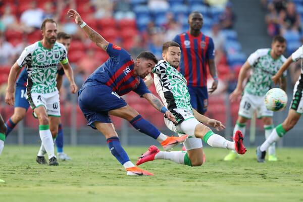 Newcastle Jets v Western United