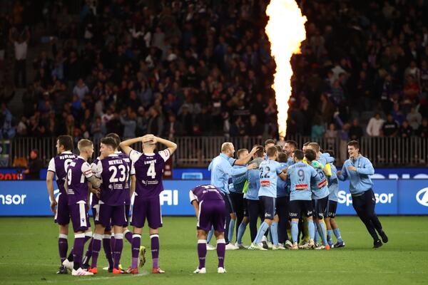 Perth Glory; Sydney FC
