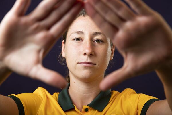 Sarah Hunter Young Matildas photo session
