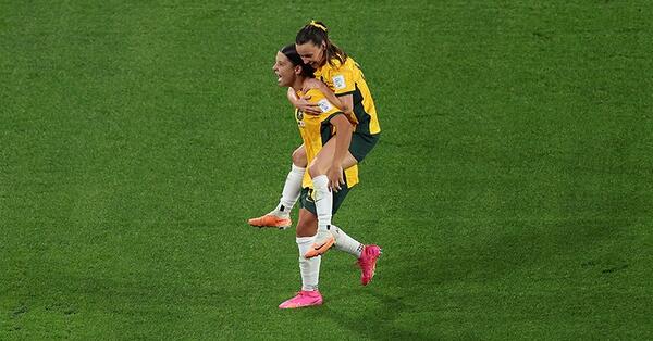 Hayley Raso and Sam Kerr receive Ballon d'Or nominations