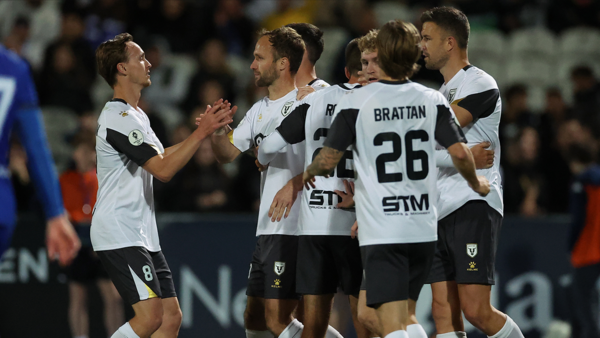 WATCH: Bulls book Australia Cup Final spot overcoming intense Lakeside atmosphere