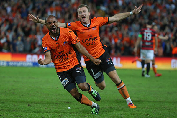 Henrique scores winner as Roar claim title in thriller