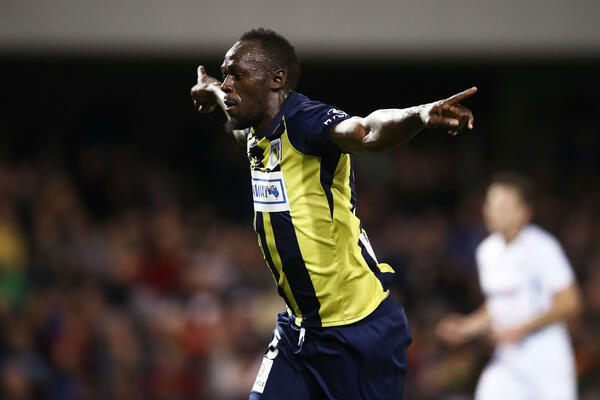 Re-live: Usain Bolt scores twice in crunch Mariners trial