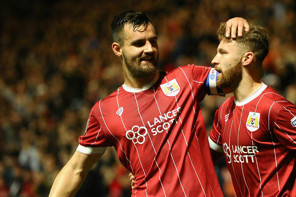 Aussies abroad: Wright leads the way, Irvine loses his manager