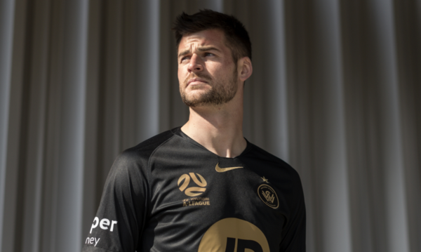 Brendan Hamill Wanderers kit