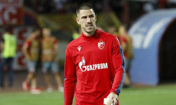 Milos Degenek