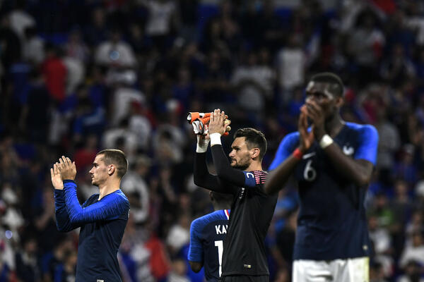 France dealt setback on tournament eve