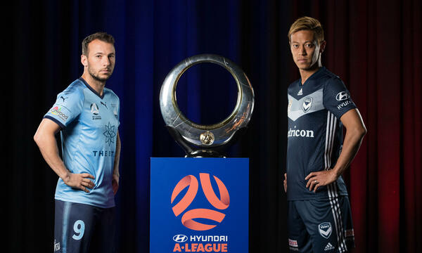 Adam Le Fondre and Keisuke Honda