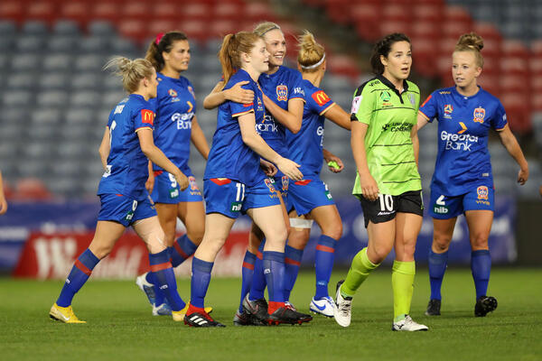 Report: Vine stunner hands Newcastle Jets first Westfield W-League win