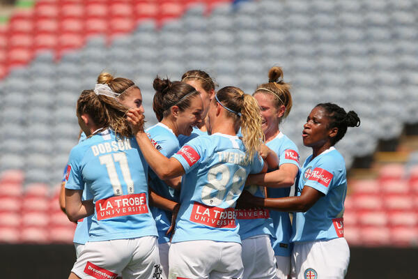 City put on vintage display to brush aside Jets