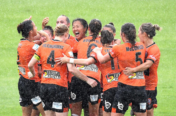 Nagasato mentoring next generation as Roar look to seal finals spot