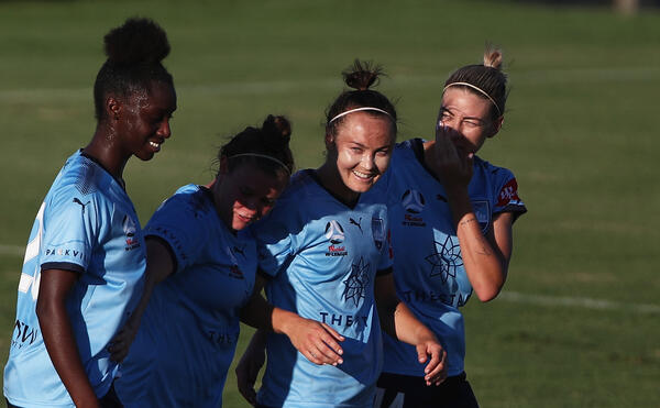 Foord brace leads Sky Blues to statement win over Roar