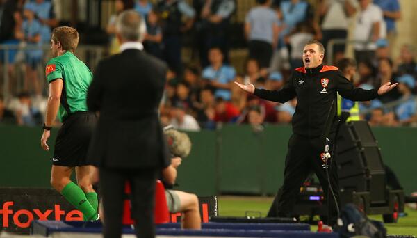 Davies issues rallying cry to embattled Roar