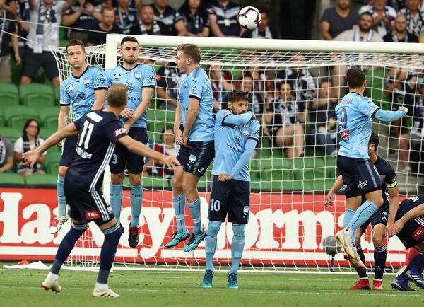 'The better team didn't win', Brosque kicks-off Big Blue mind games