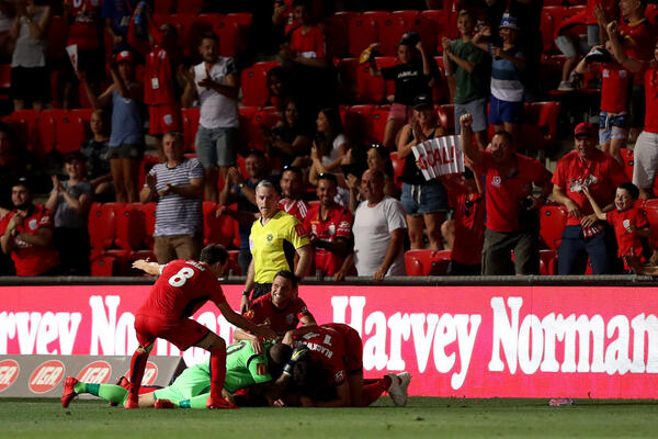 'The team is fantastic, the character is fantastic': Kurz praises record-breaking Reds, while 'bitterly disappointed' Davies looks for positives