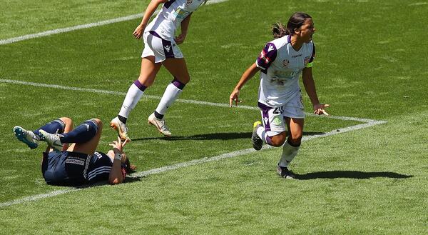 Kerr hat-trick fires Glory to third Westfield W-League Grand Final