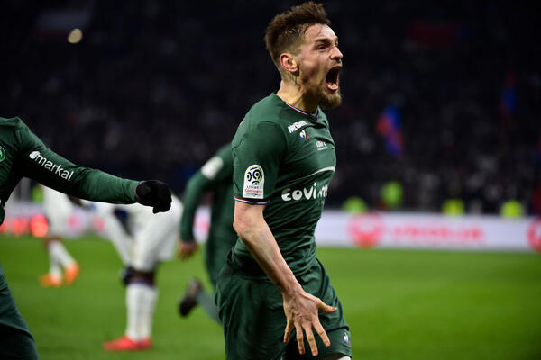 Opponent watch: Ex-Arsenal defender eyeing France recall