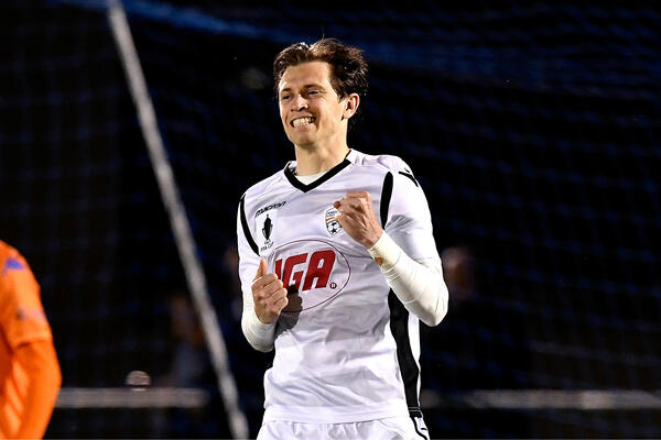 FFA Cup wrap: Adelaide, Wanderers survive cup scares