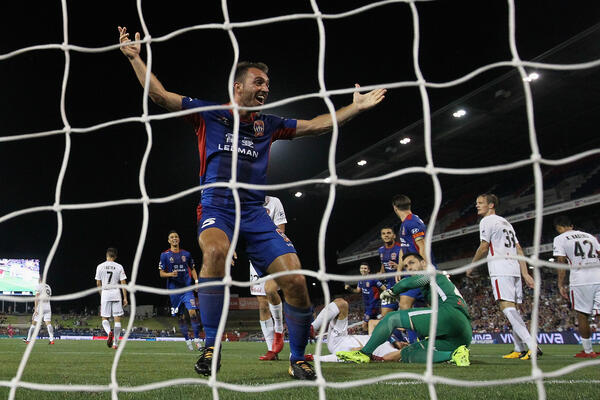 Young gun Champness edging closer to Jets return