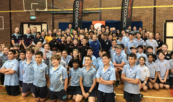 Primary school kids meet their Westfield Matildas heroes