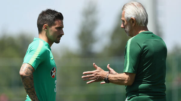 Jamie Maclaren and Bert van Marwijk