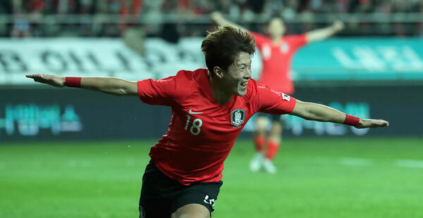 Korea Republic announce squad for Caltex Socceroos clash