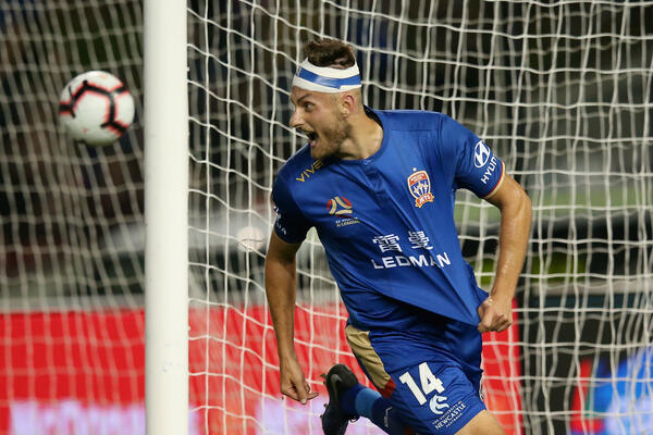 Avondale's prolific forward snared by Newcastle Jets