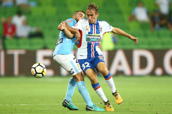 Newcastle Jets starlet handed senior contract