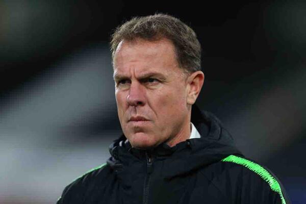 Stajcic appointed interim coach at Central Coast Mariners 