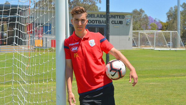 Reds sign Armiento on scholarship contract