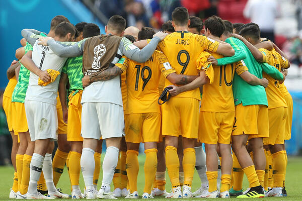 Australia team after France