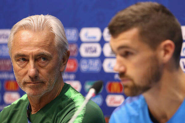 Bert van Marwijk; Mat Ryan