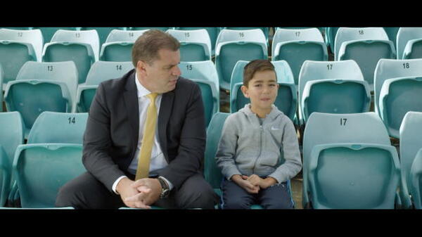 Yoshi meets Melbourne Victory