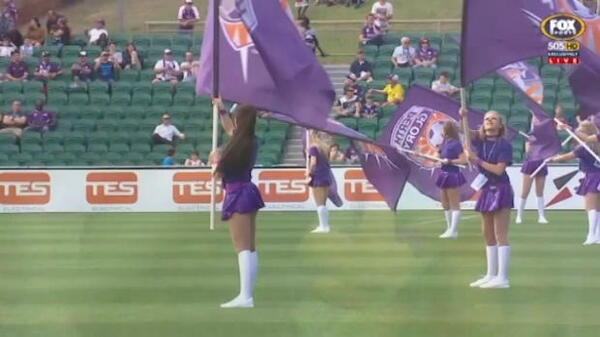 Glory v Reds highlights