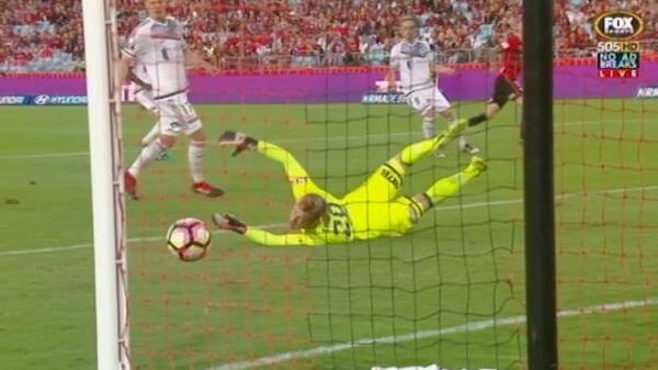 Wanderers v Victory highlights