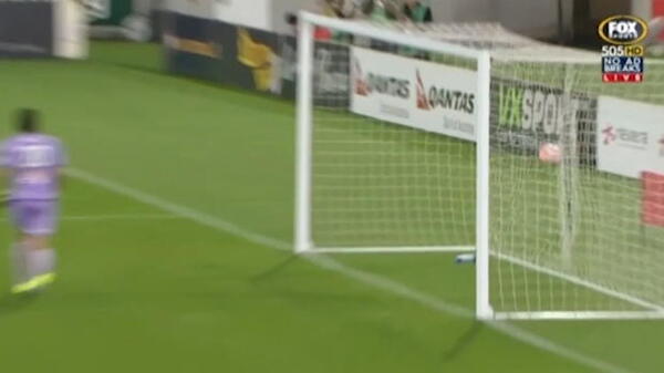 Bonevacia's long-range stunner