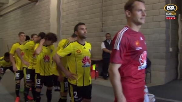 Phoenix v Roar highlights