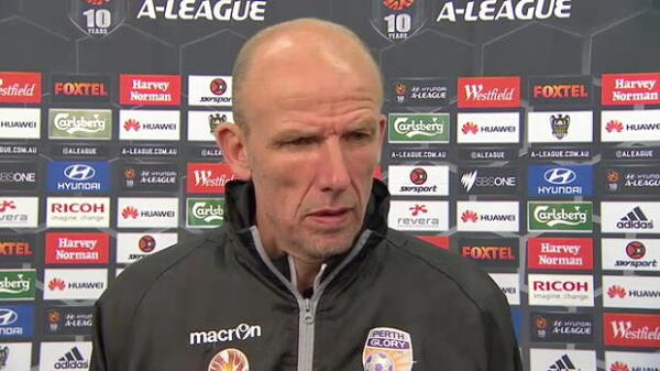 Lowe lauds Phoenix effort